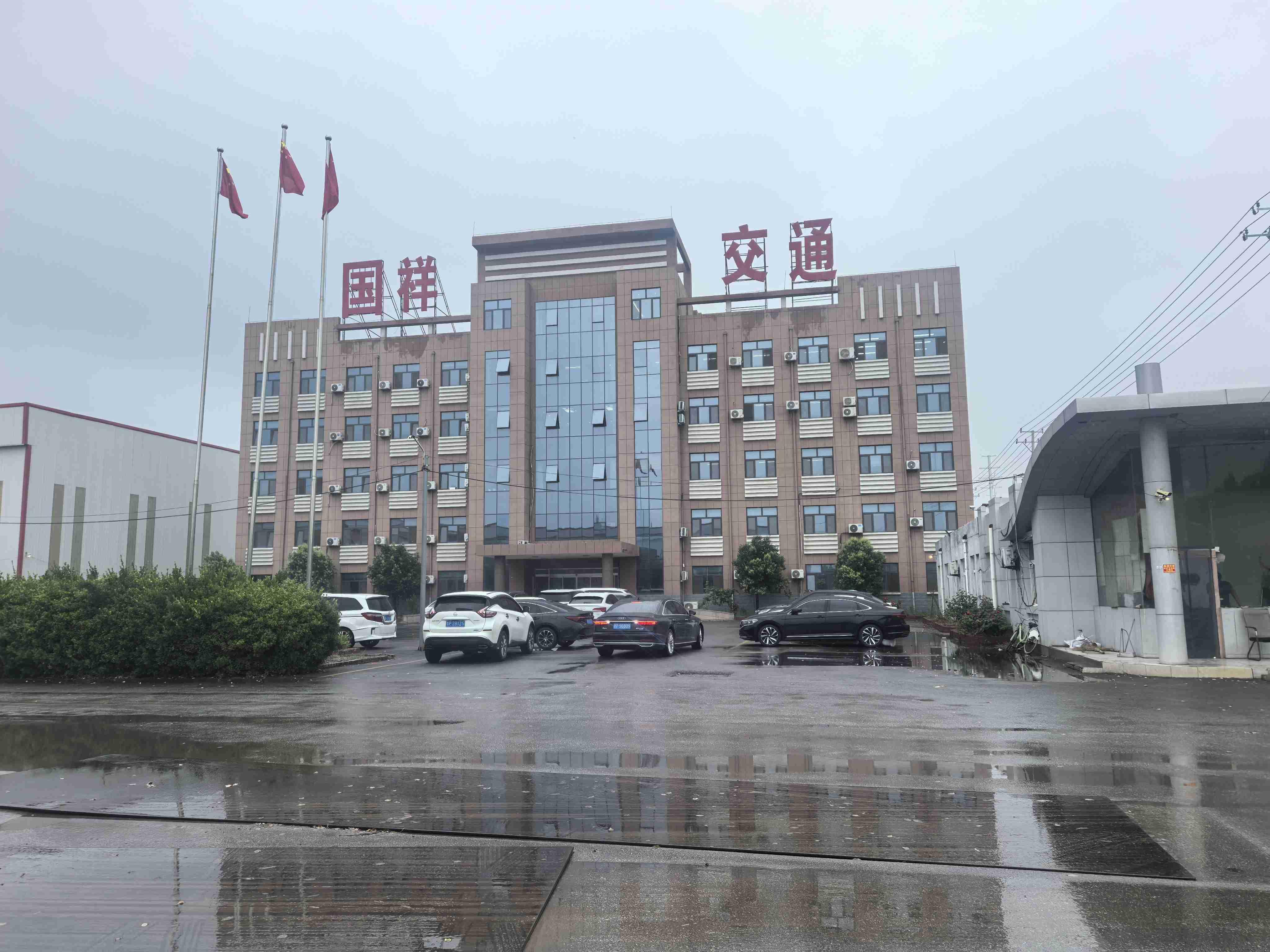 襄阳市波形护栏立柱浸塑波形护栏 - 排名